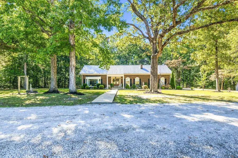 222 Harlan St, Hohenwald, TN 38462 - #2