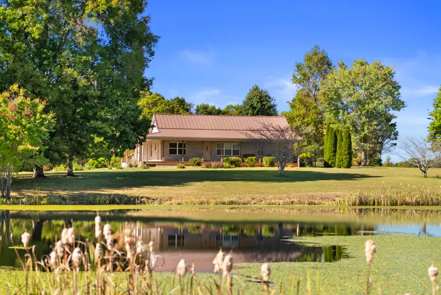 791 Hunters Ln, Crossville, TN 38571 - #2