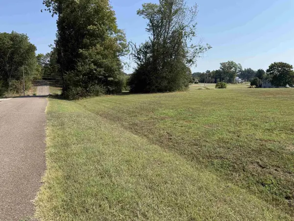 0 Tennessee River Ln, Savannah, TN 38372
