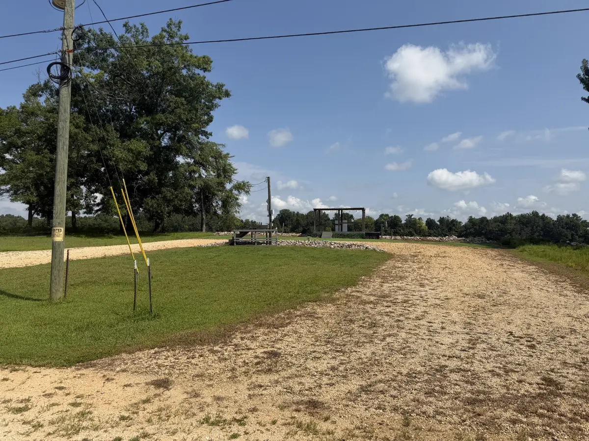 715 Praire Land Dr, Savannah, TN 38372 - #1
