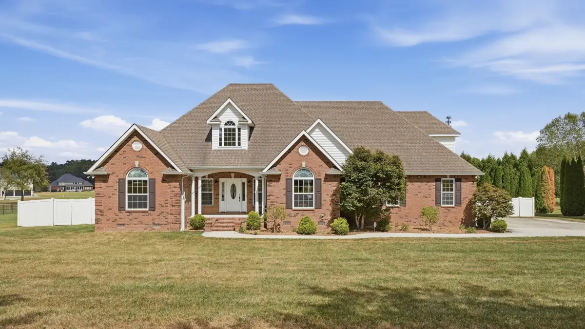 72 Creekside Dr, Manchester, TN 37355 - #1
