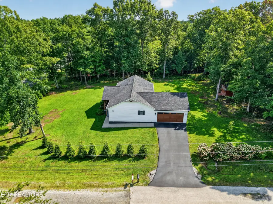 29 Mountain Ash Drive, Monterey, TN 38574 - #2