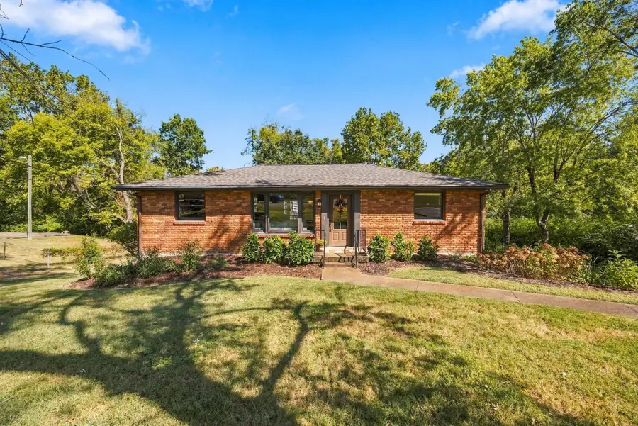 1829 Willow Springs Dr, Nashville, TN 37216 - #2