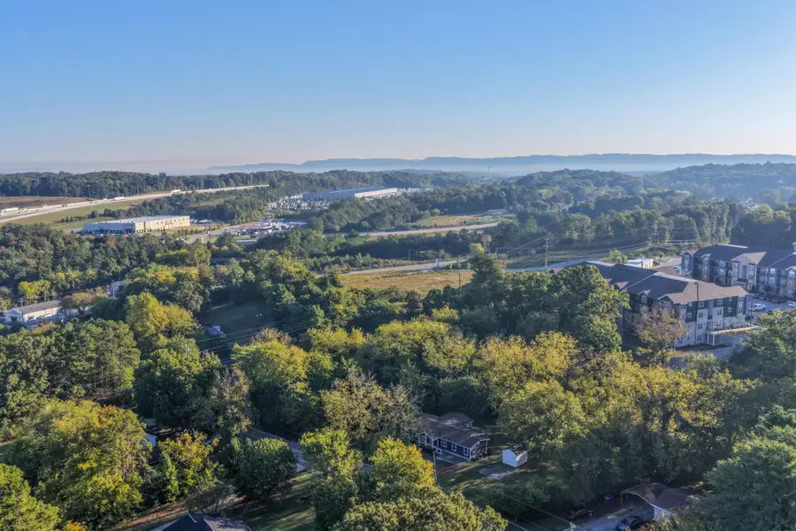 4822 Blue Bell Avenue, Ooltewah, TN 37363 - #2