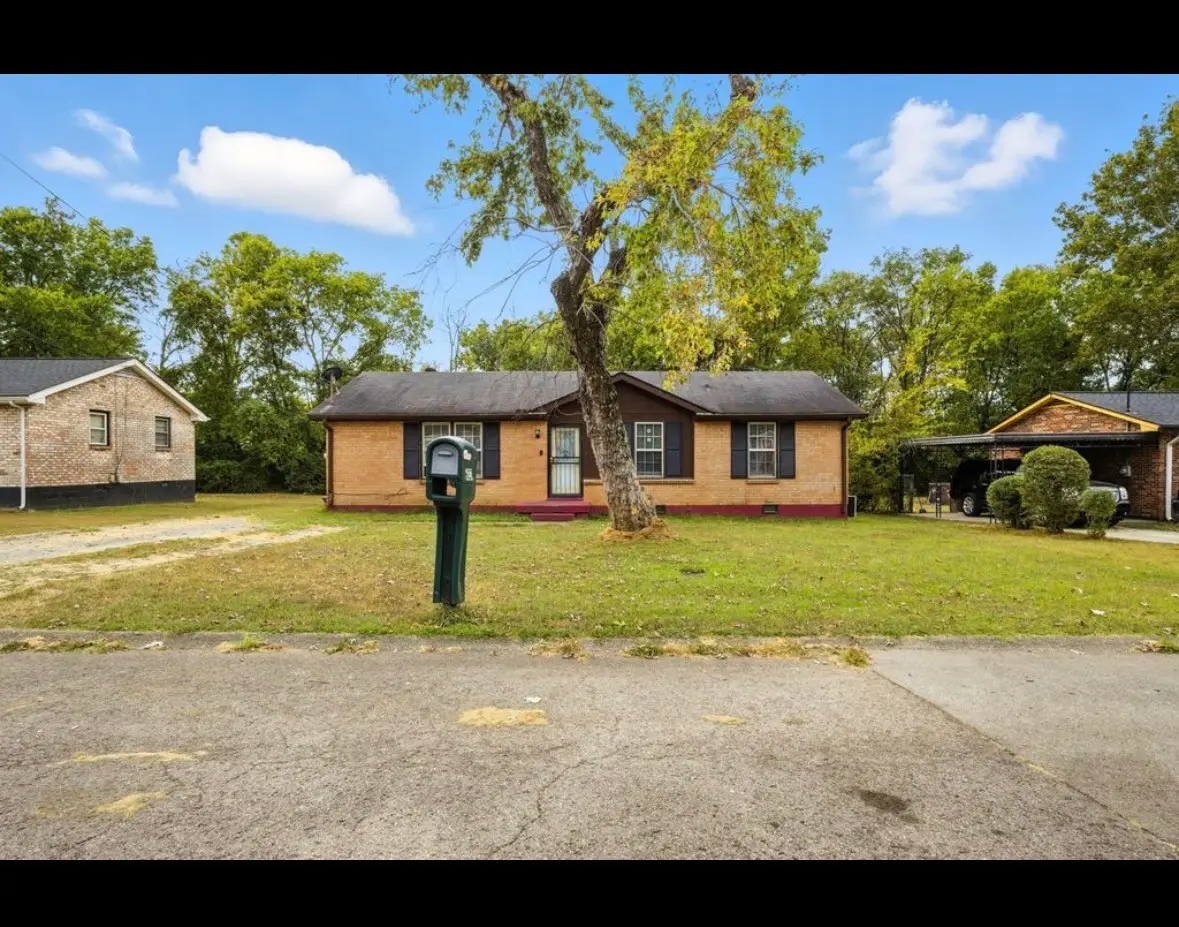 621 Baldwin Ct, Nashville, TN 37207 - #1
