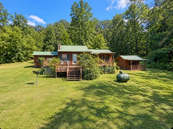 203 Hurricane Creek Dr, Tennessee Ridge, TN 37178