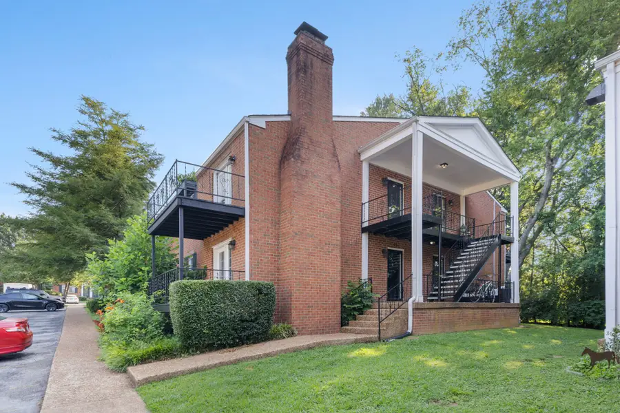 601 Boyd Mill Ave #G8, Franklin, TN 37064 - #3
