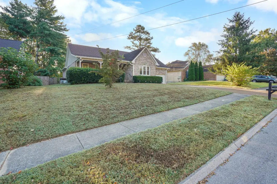 1503 Birchwood Cir, Franklin, TN 37064 - #2