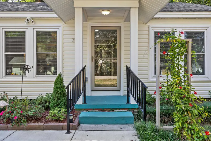 715 Maple St, Covington, TN 38019 - #3