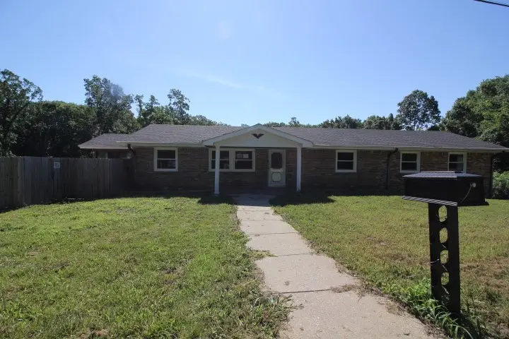 310 Dogwood Dr, Erin, TN 37061 - #3