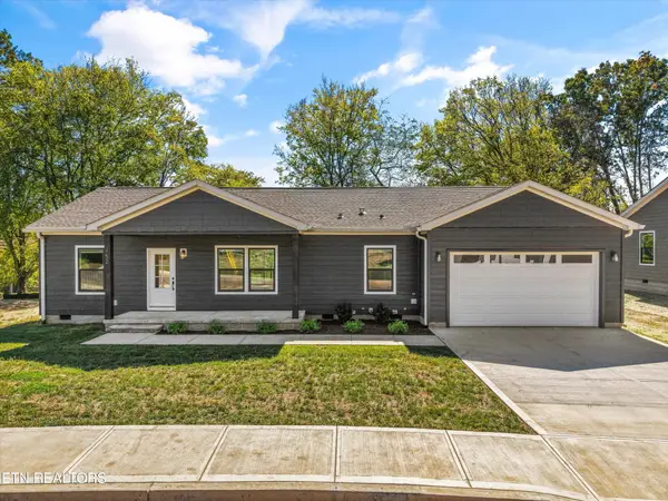 452 Federal Ferry Circle, Vonore, TN 37885