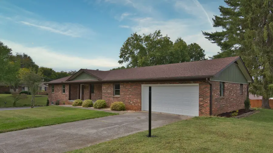 935 Devon Cir, Maryville, TN 37804 - #2