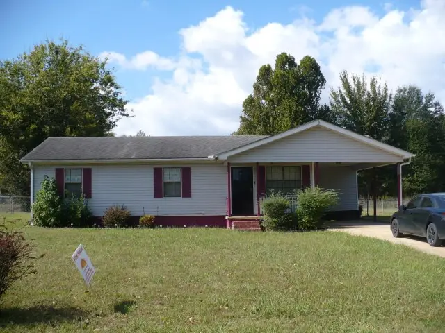115 English St, Bolivar, TN 38008 - #1