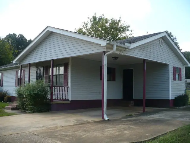 115 English St, Bolivar, TN 38008 - #3