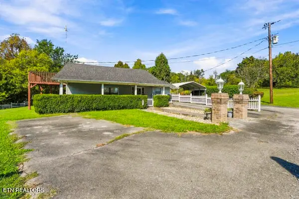 304 Shaddon Rd, Tellico Plains, TN 37385