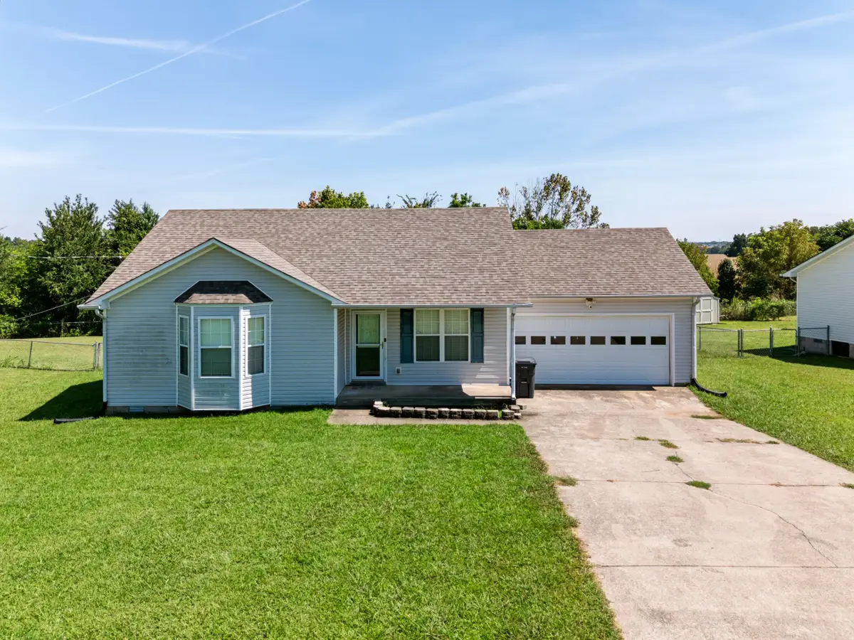 711 Shetland Dr, Oak Grove, KY 42262 - #1