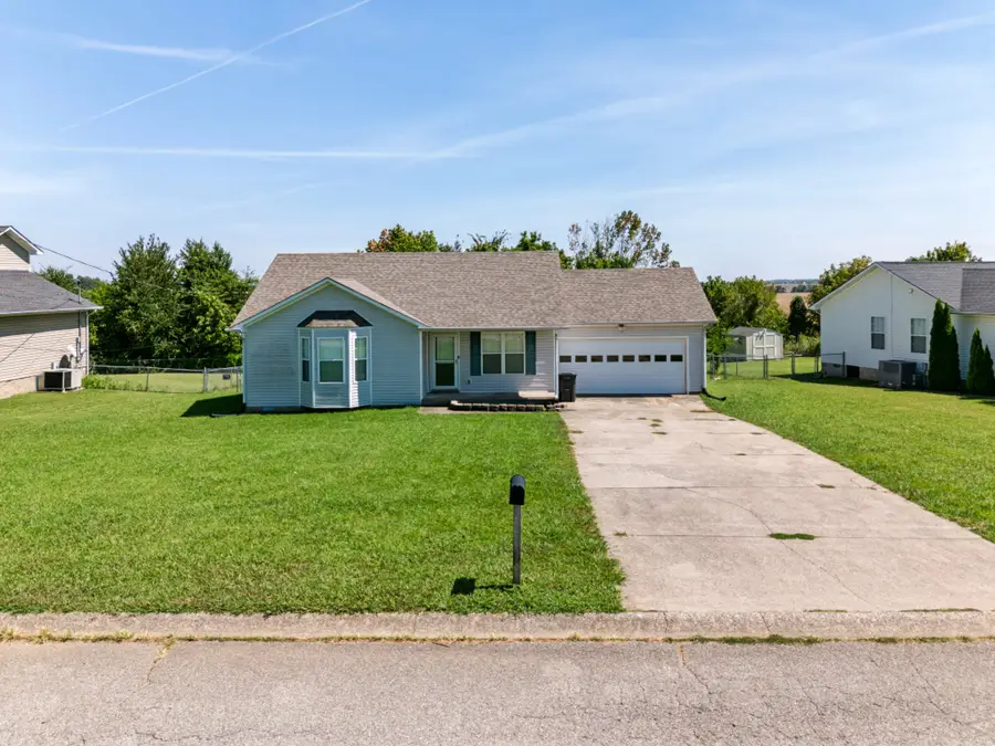 711 Shetland Dr, Oak Grove, KY 42262 - #2