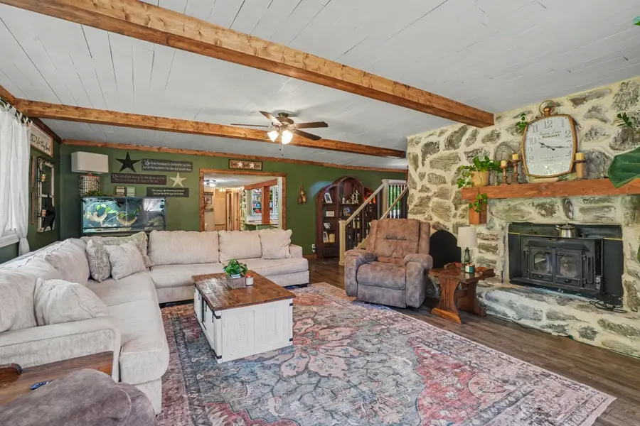 1101 Bryant Perry Rd, Bethpage, TN 37022 - #2