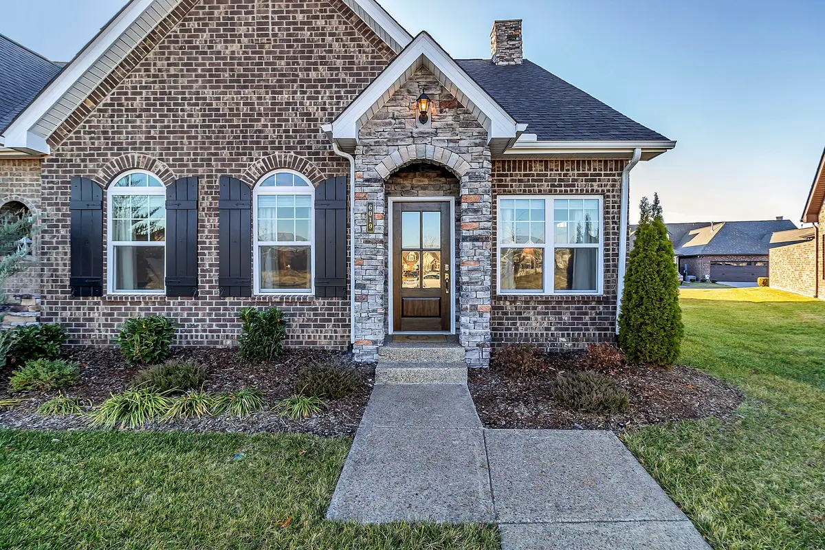 6019 Starboard Ln, Franklin, TN 37064 - #1