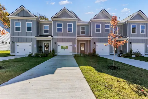 127 Ironhorse Way, Dickson, TN 37055