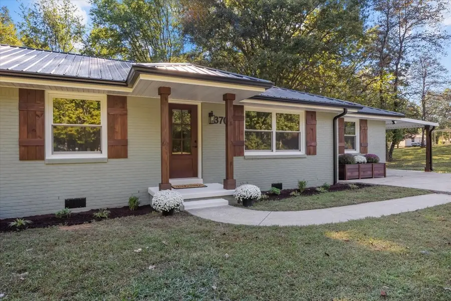 370 Wolfe Blvd, Erin, TN 37061 - #2