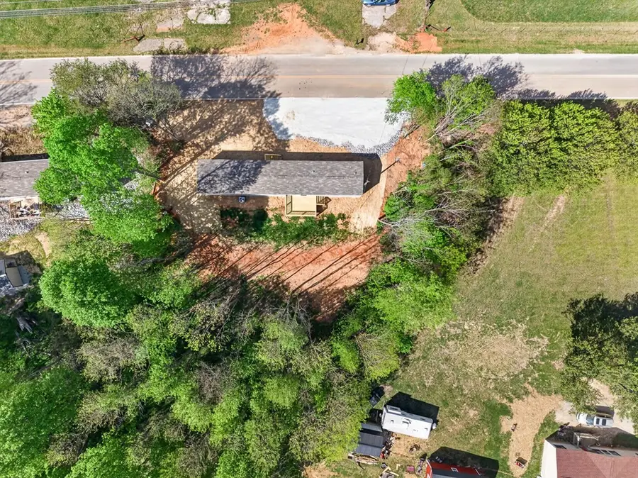 852 Old Dunlap St, Spencer, TN 38585 - #2