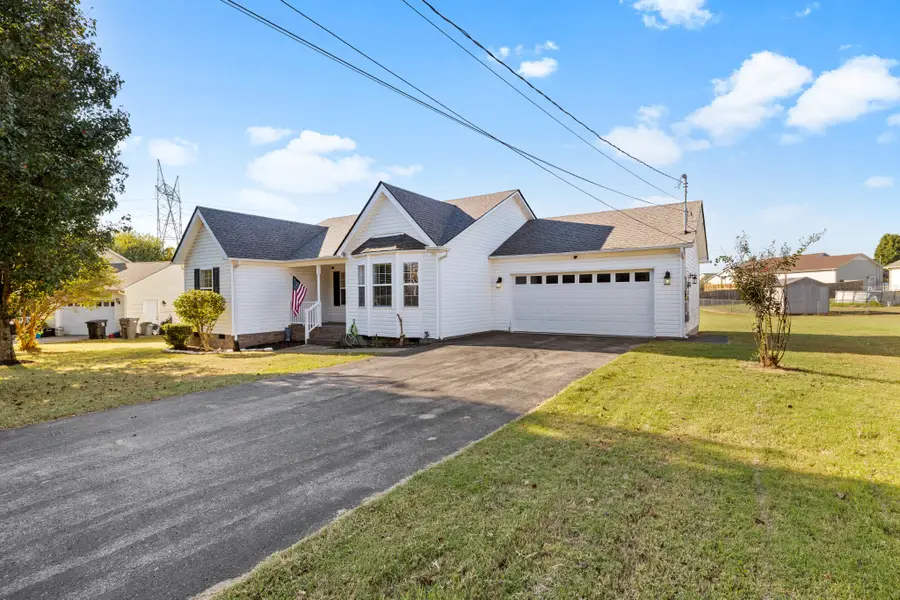 553 Winning Dr, Columbia, TN 38401 - #2
