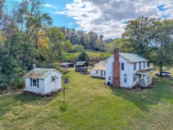 1905 Weakley Creek Rd, Lawrenceburg, TN 38464