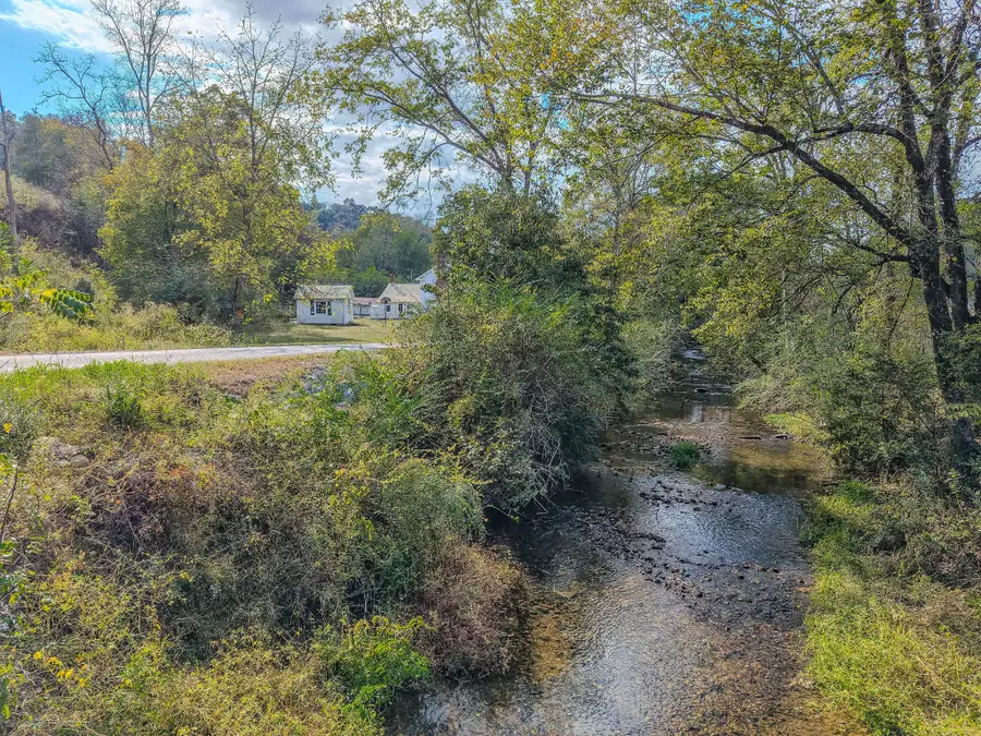1905 Weakley Creek Rd, Lawrenceburg, TN 38464 - #3