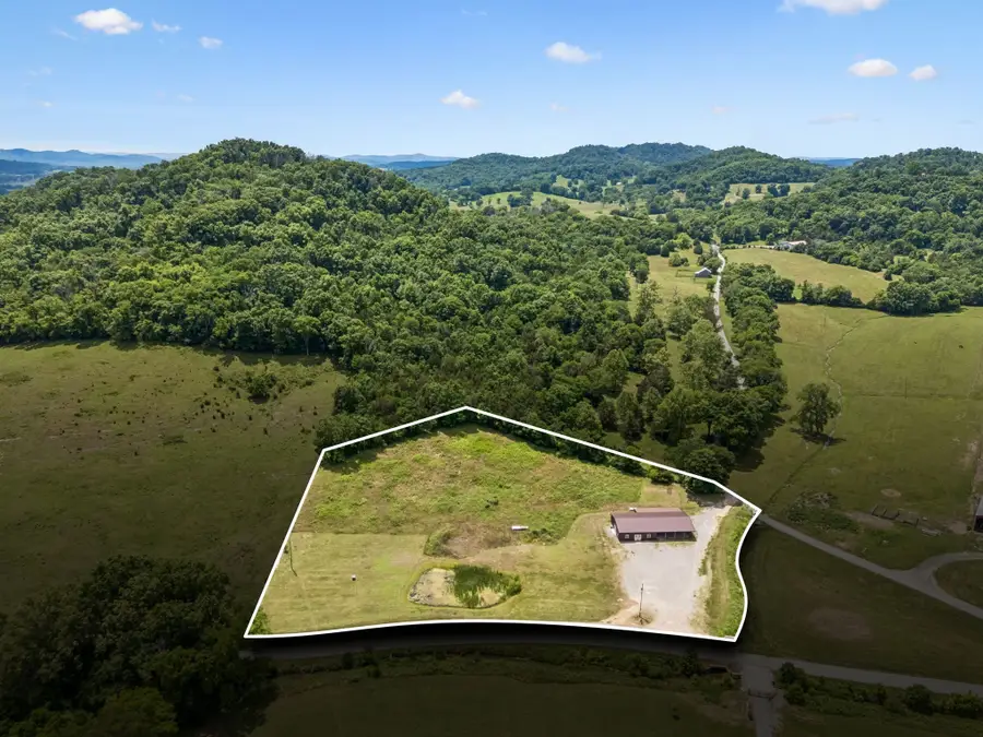 769 Echo Rd, Hartsville, TN 37074 - #2