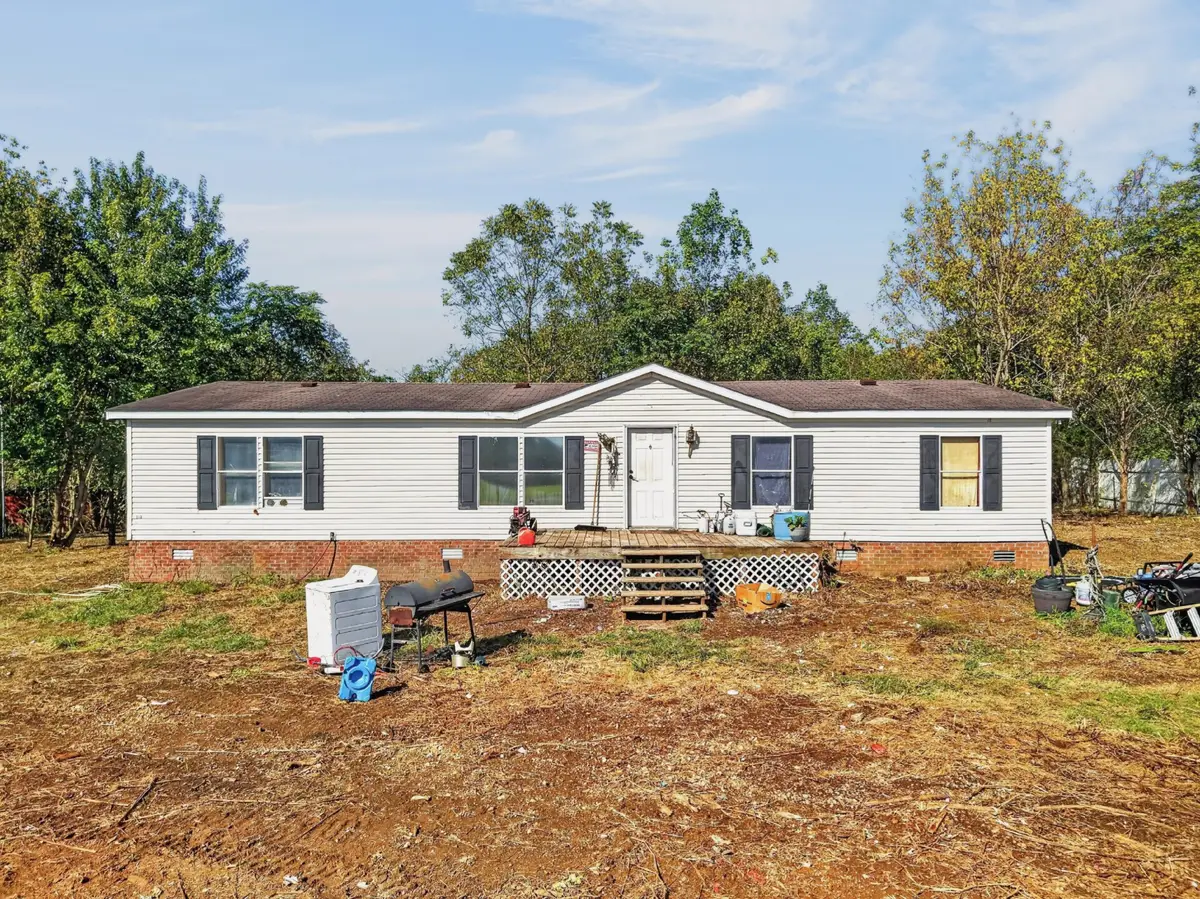 2254 S Grundy Quarles Hwy, Gainesboro, TN 38562 - #1