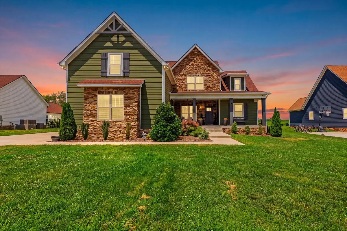 529 Clearview Rd, Cottontown, TN 37048 - #1