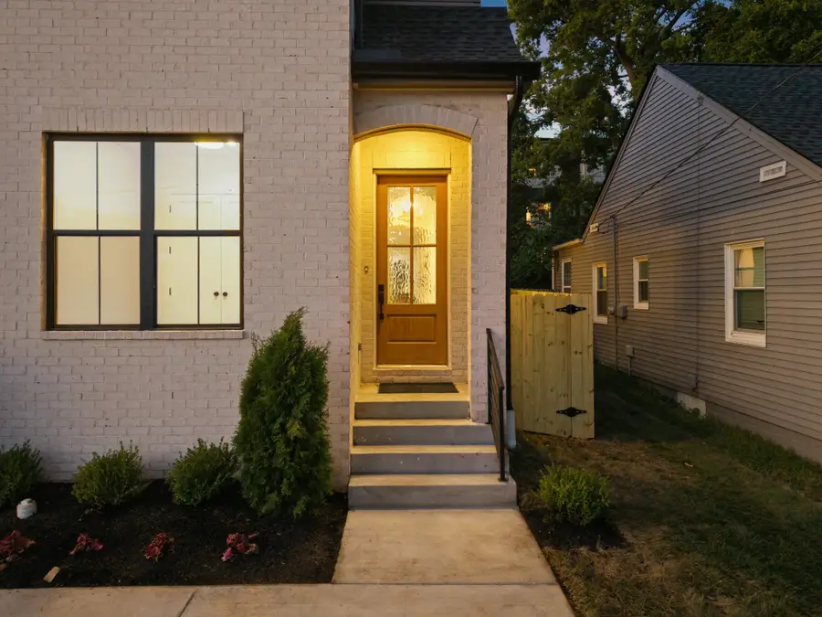 1015B Dozier Pl, Nashville, TN 37216 - #2