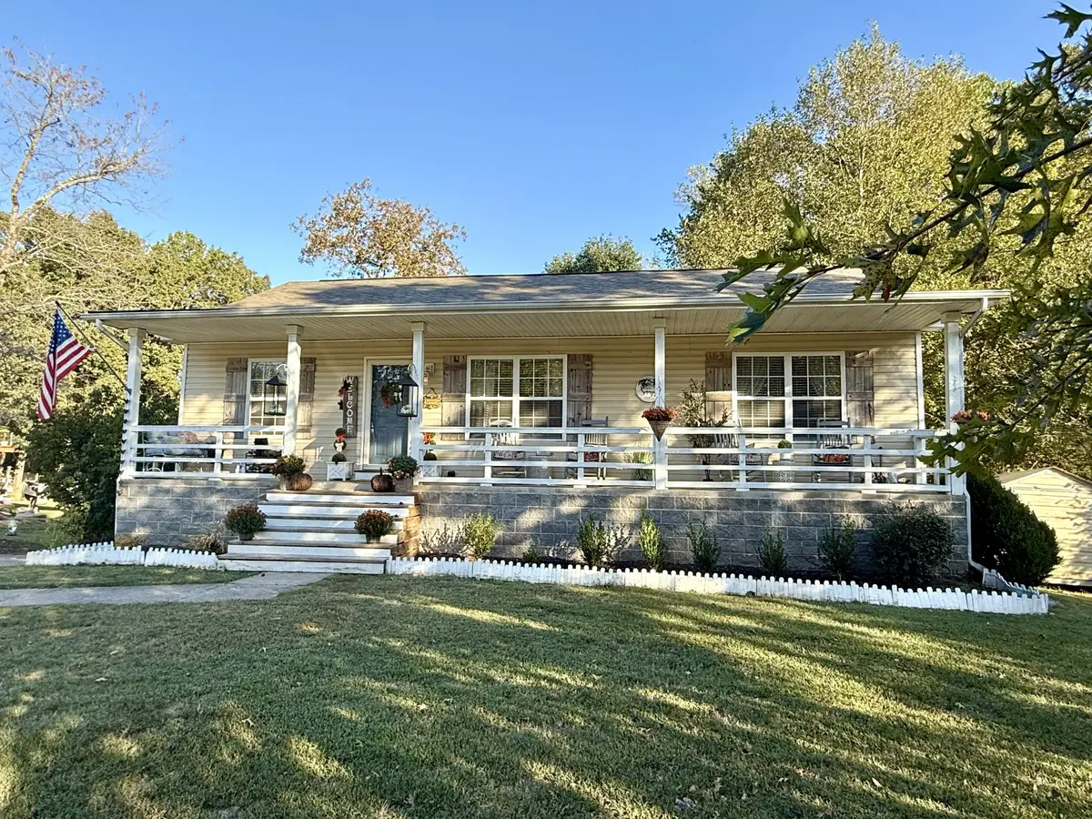 3276 Backridge Rd, Woodlawn, TN 37191 - #1