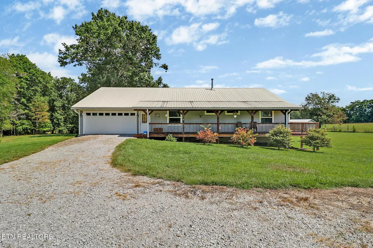 5285 Red Rd, Sparta, TN 38583 - #1