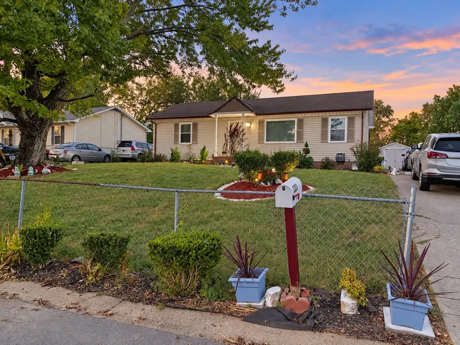 223 Mark Spitz Dr, Clarksville, TN 37042 - #2