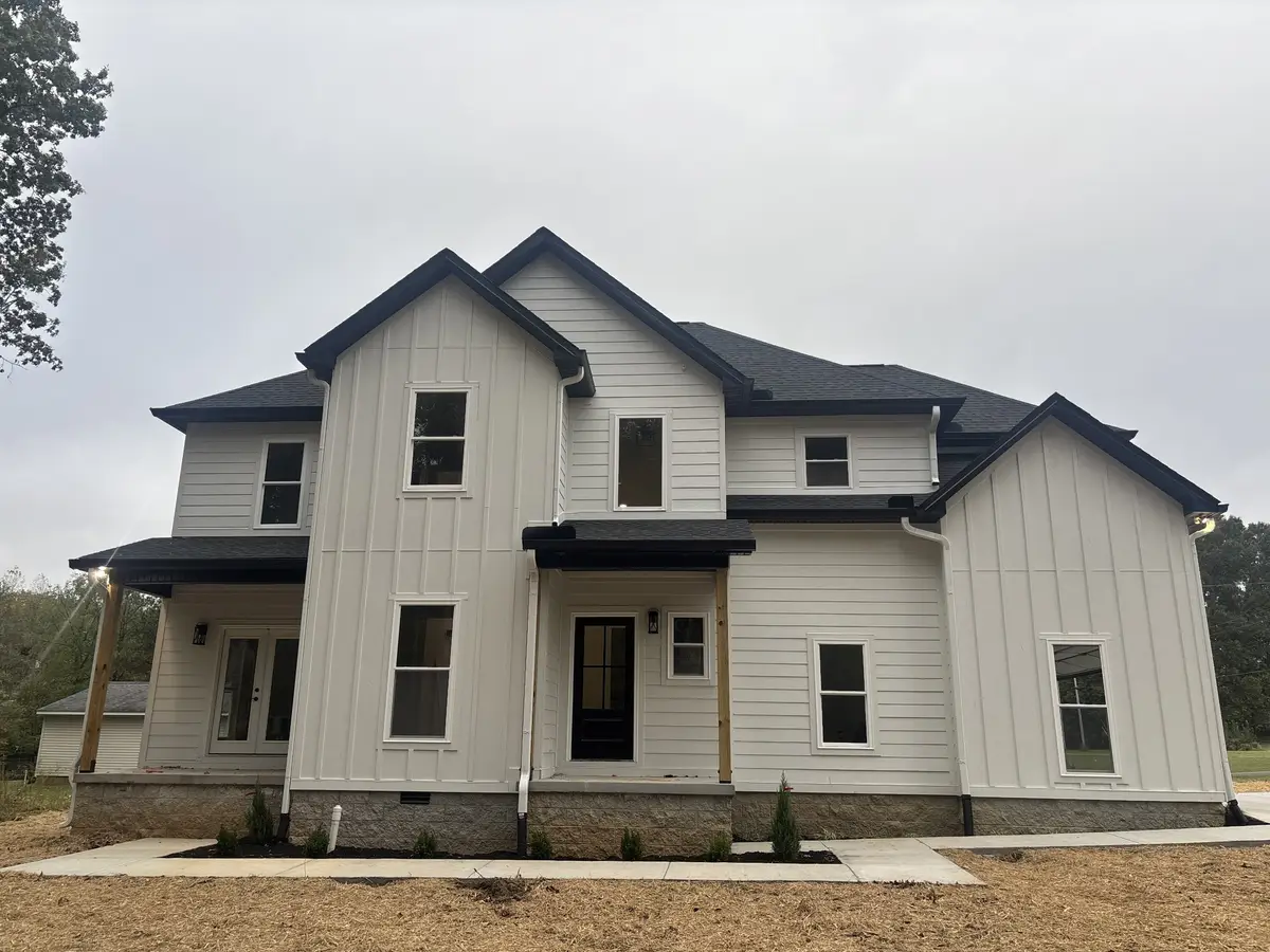 105 Contrary Rd, Burns, TN 37029 - #1