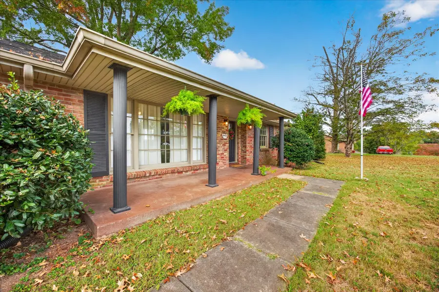 912 Beacon Dr, Clarksville, TN 37043 - #3