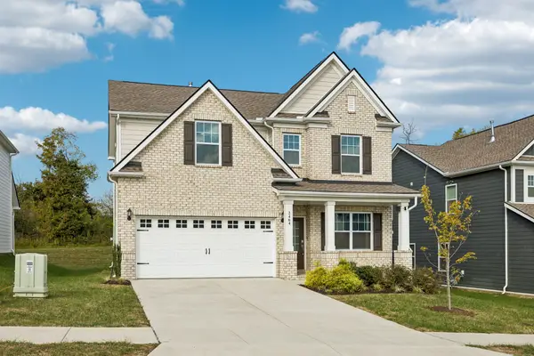 2464 Williams Ridge Dr, Columbia, TN 38401