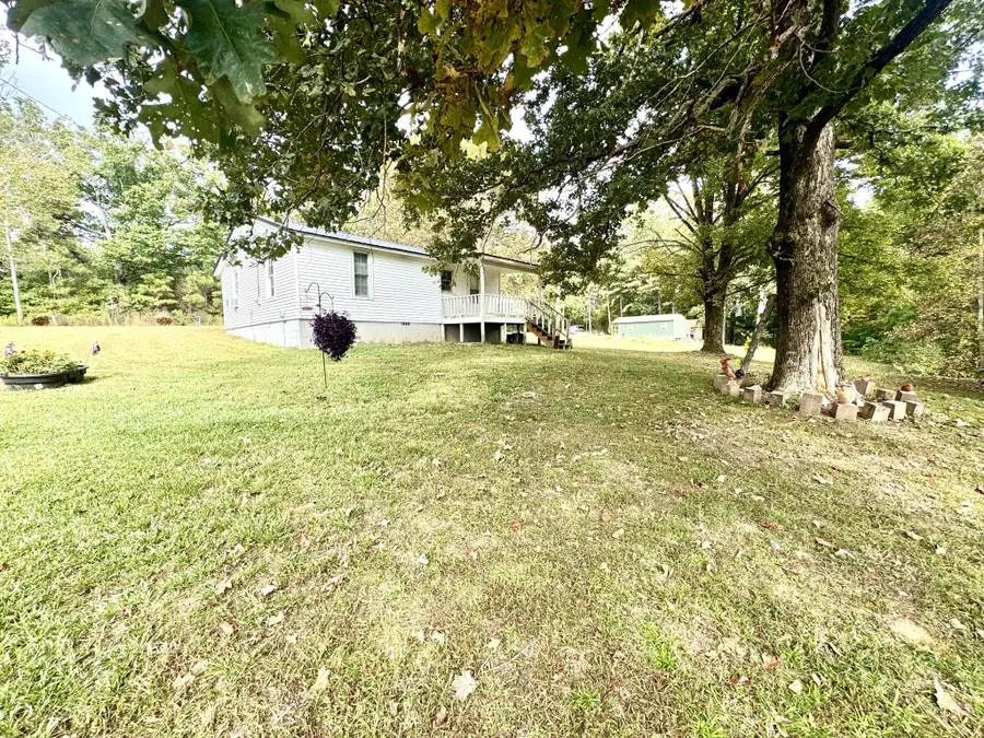 1645 Liberty Rd, Camden, TN 38320 - #3
