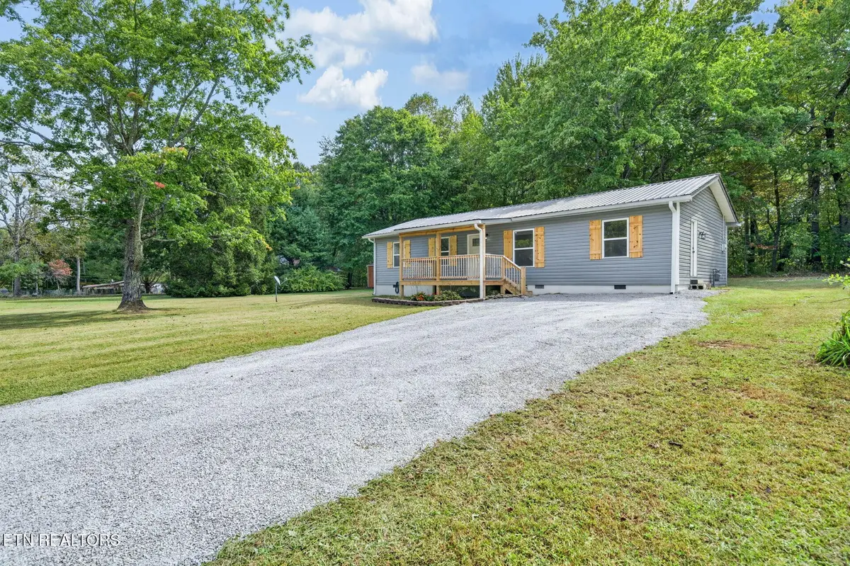 2497 Junior Camp Rd, Monterey, TN 38574 - #1