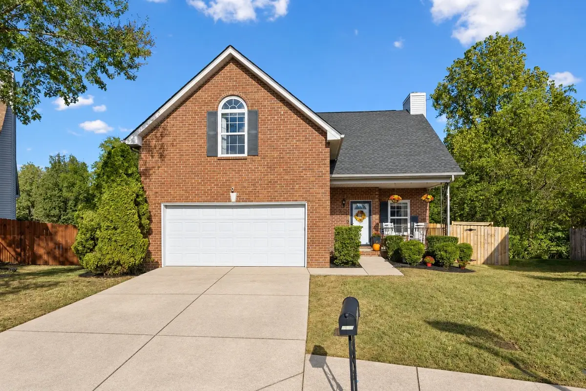 1021 Summerview Ct, Nashville, TN 37221 - #1