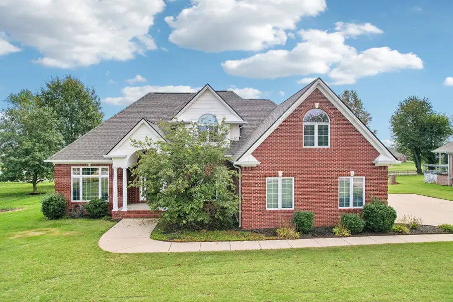 109 Pemberton Pl, Hopkinsville, KY 42240 - #2