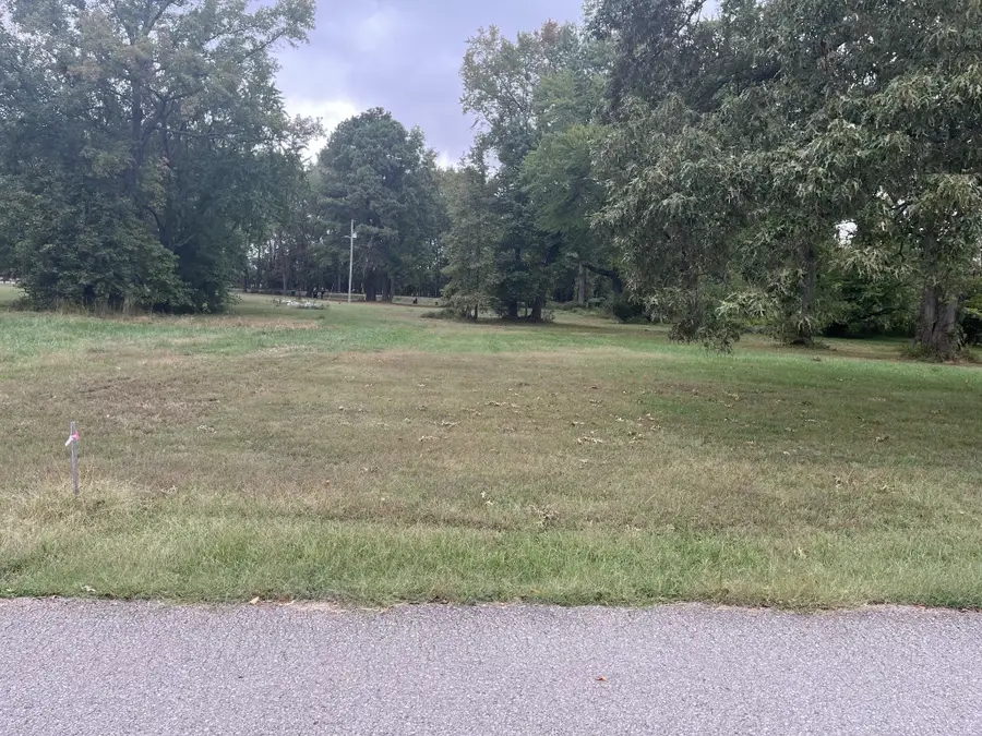1 Johnson St, Clarksville, TN 37043 - #2