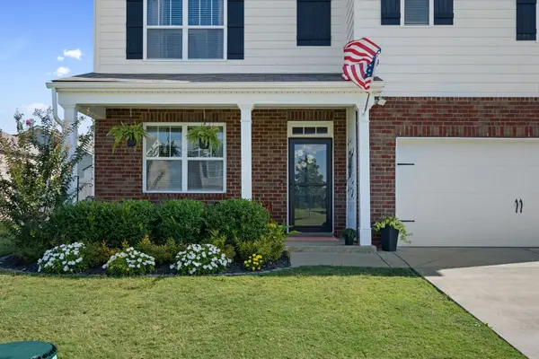 105 William Dylan Dr, Murfreesboro, TN 37129