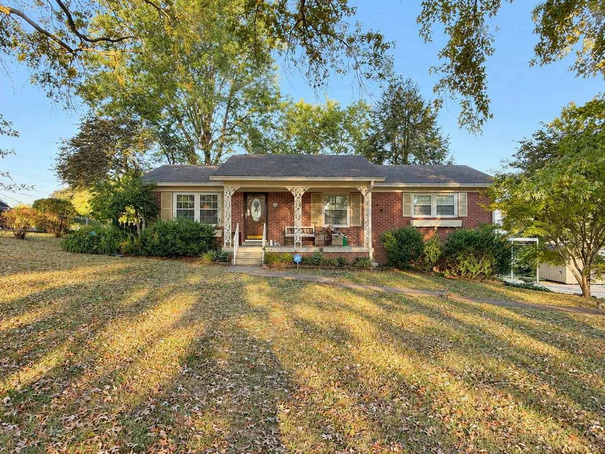 414 Cheyenne Trl, Columbia, TN 38401 - #1