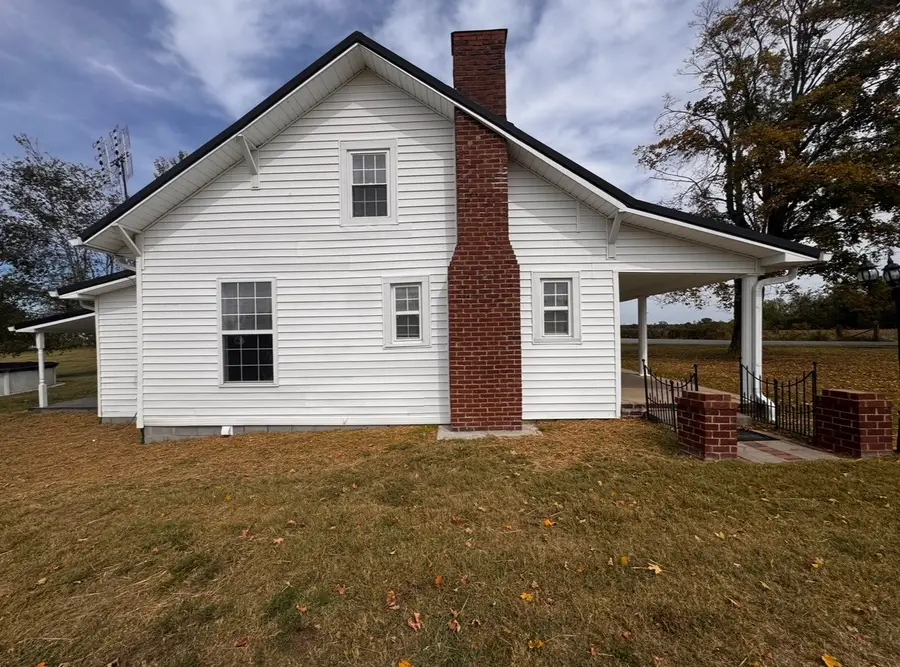 1100 Harve Brown Rd, Bethpage, TN 37022 - #2