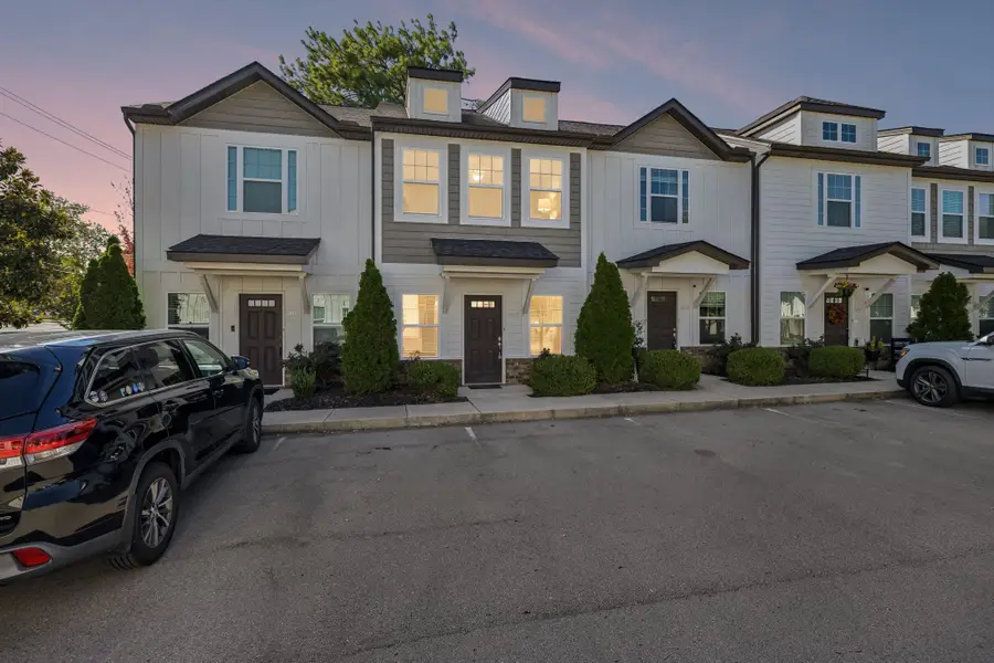 603 Bristol Creek Dr, Nashville, TN 37221 - #2