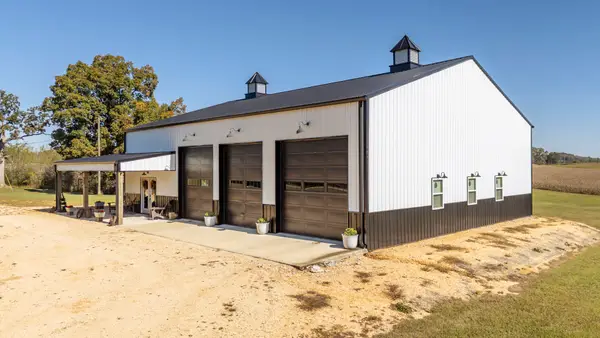 30 Senator Cobb Rd, Clifton, TN 38425