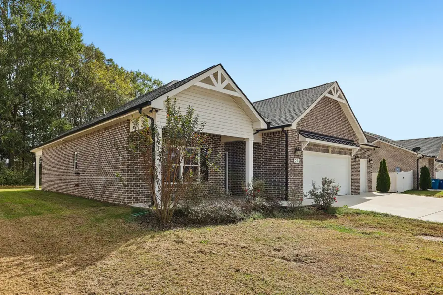 56 Reynard St, Manchester, TN 37355 - #3
